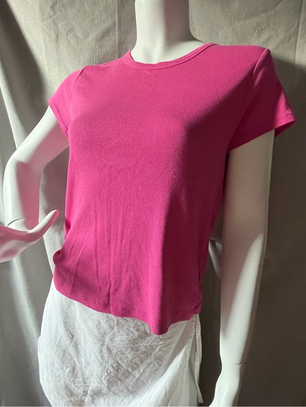 Rachel Zoe Crewneck Ribbed Soft Tee L